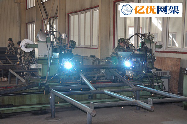 黑河螺栓球网架加工车间